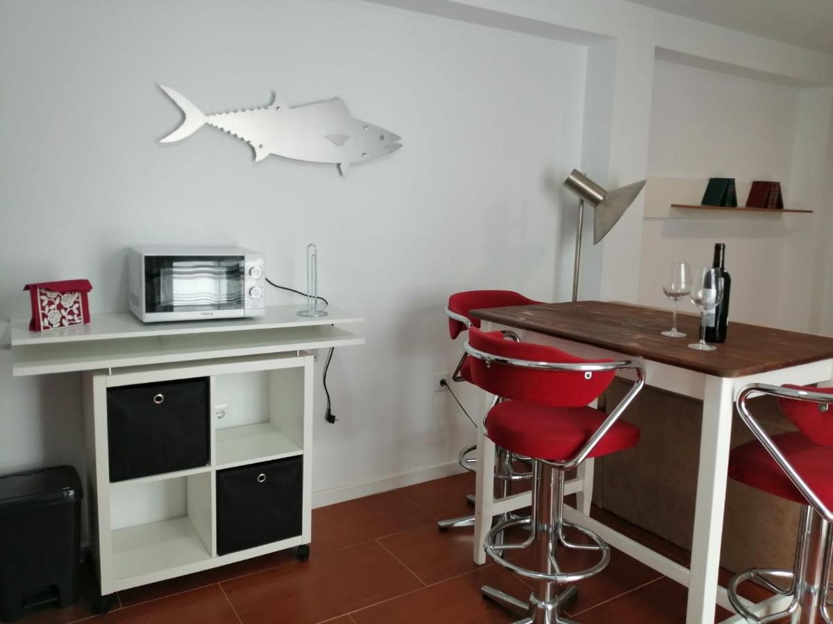 Apartamentos Empul " Tunidos House " Barbate Bagian luar foto