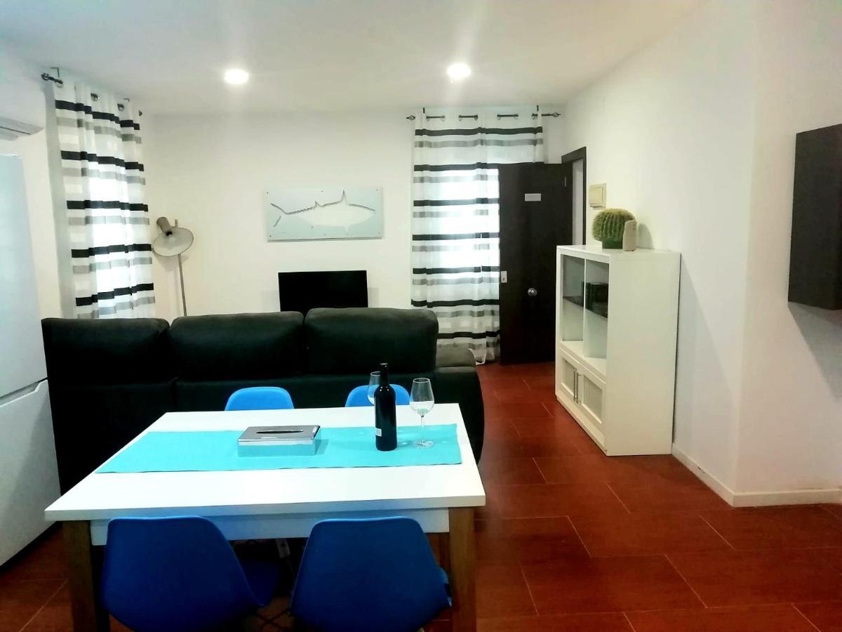 Apartamentos Empul " Tunidos House " Barbate Bagian luar foto